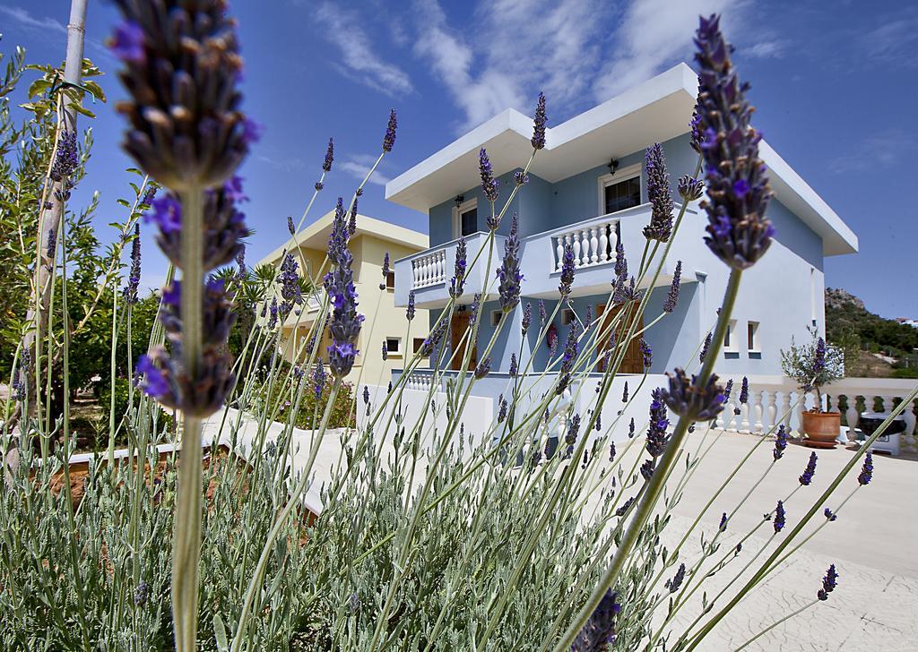 Meraki Apartments And Studios Tolón Exteriör bild