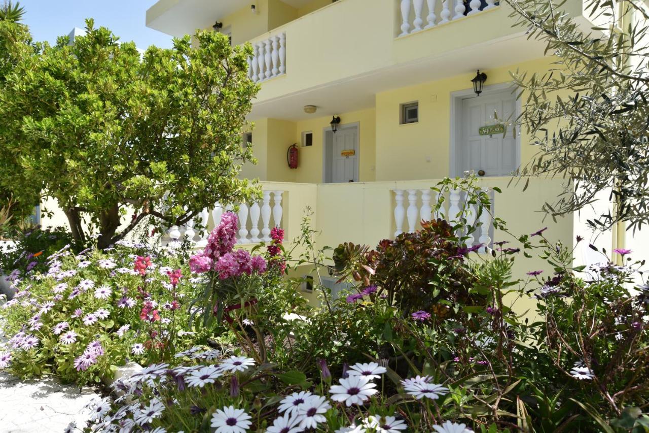 Meraki Apartments And Studios Tolón Exteriör bild