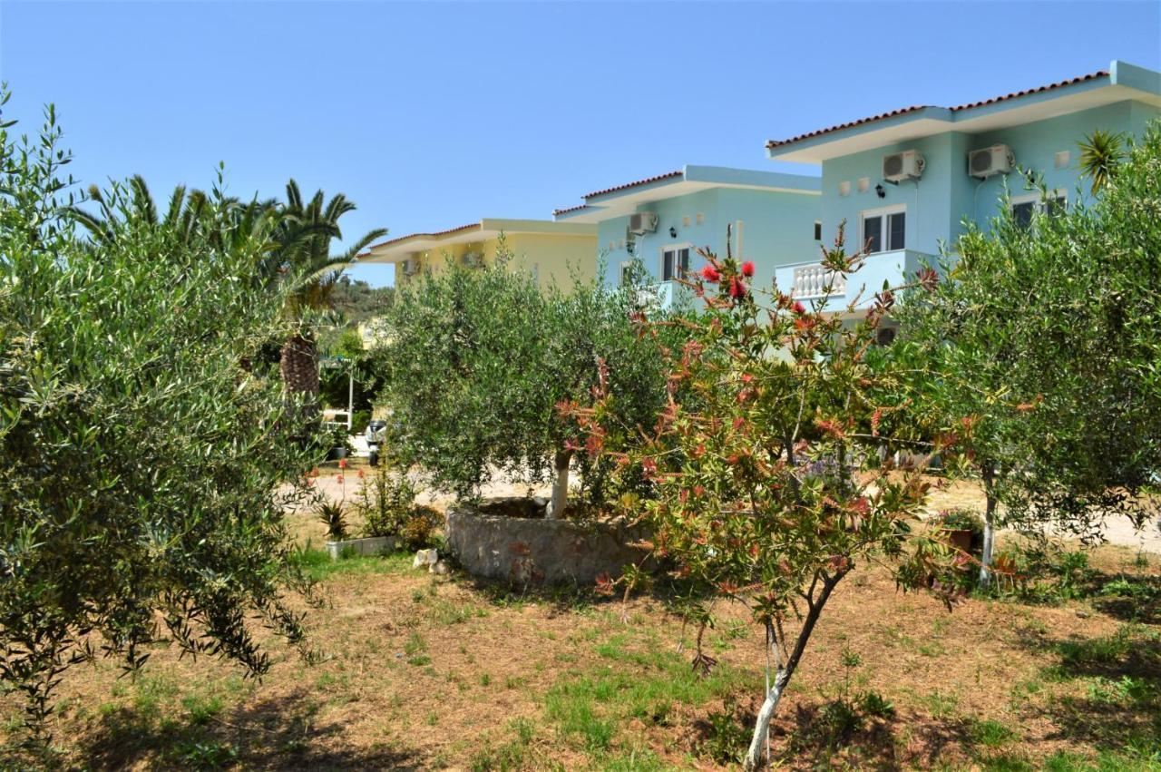 Meraki Apartments And Studios Tolón Exteriör bild
