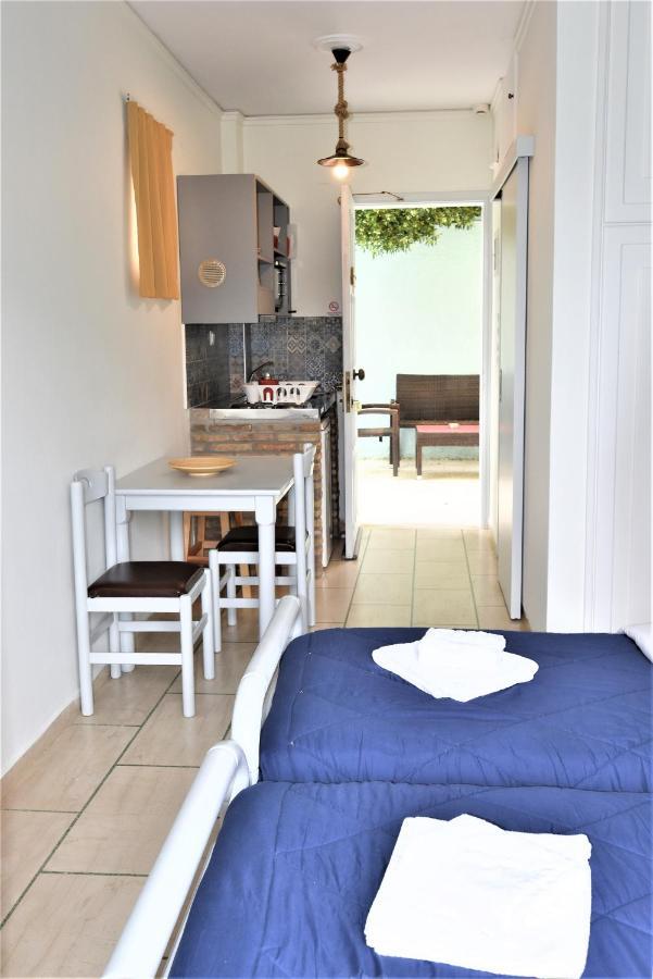 Meraki Apartments And Studios Tolón Exteriör bild